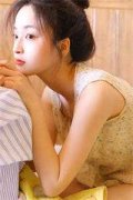 《疯了吧！穿成个痴傻丑女，怎么