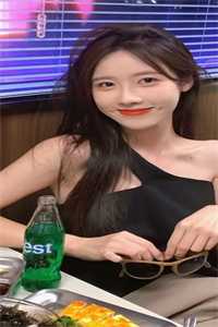 新婚夜：植物人王爷竟睁眼盯我！