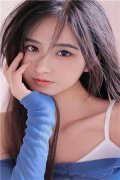 小说重生学生时代：她成了校园A姐