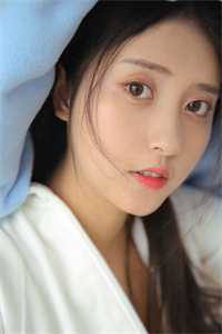 撩上那个疯批教官后，霸道一姐秒变软妹