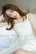 《分手后，我闪婚了前任死对头》