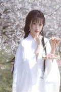良心推荐穿成反派亲娘后，她每天