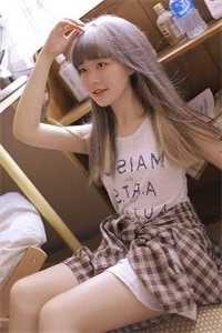 被逃婚后，我成了前任的新后妈