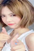 《疯了！全校美少女都对我穷追不